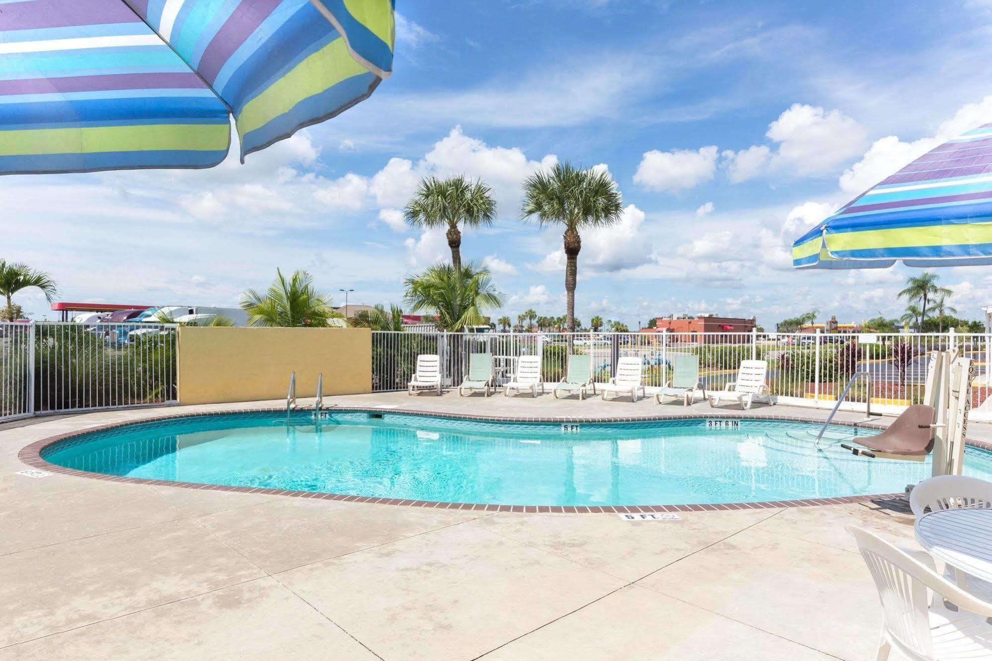 Knights Inn Punta Gorda Buitenkant foto