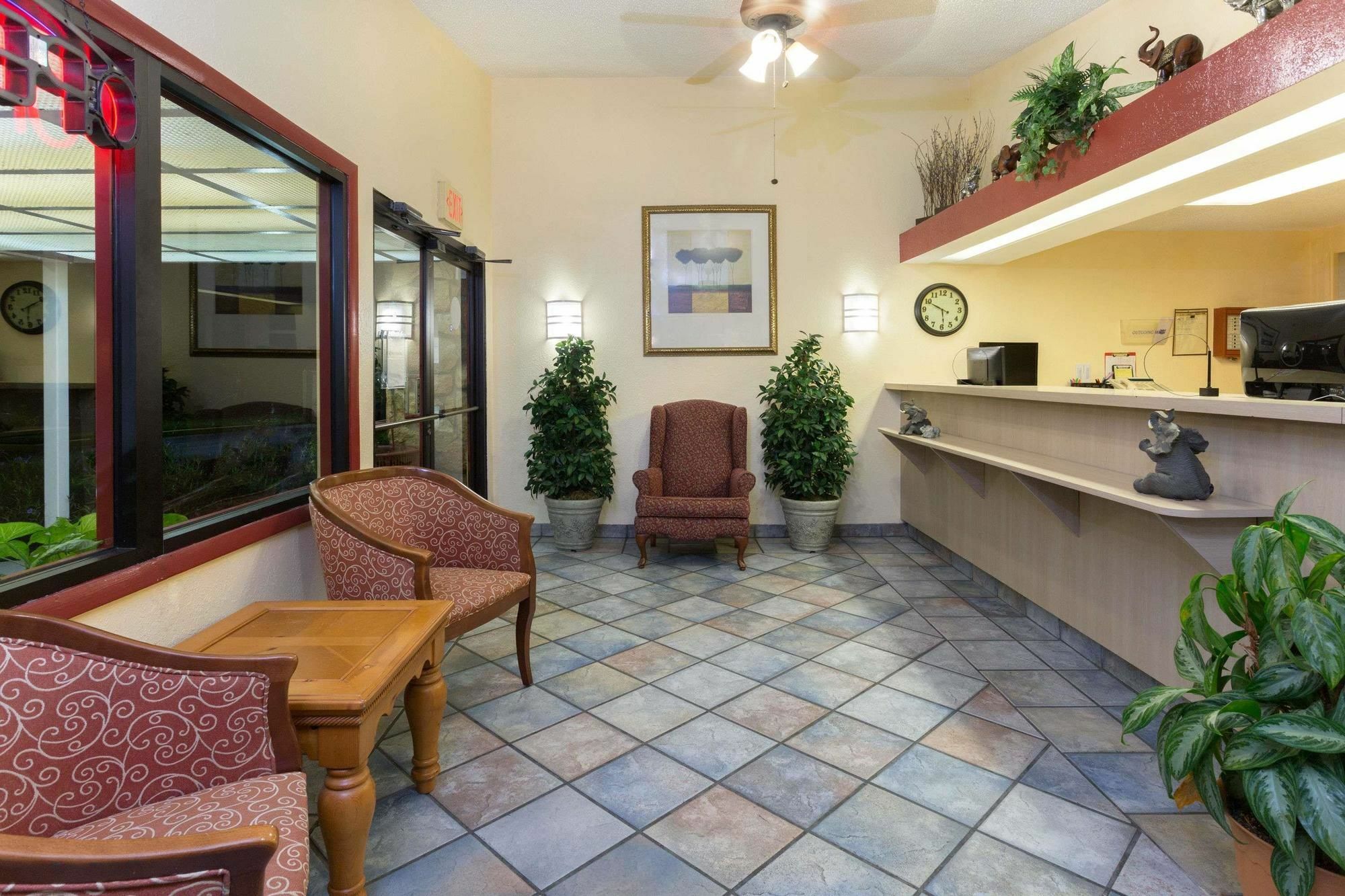 Knights Inn Punta Gorda Buitenkant foto